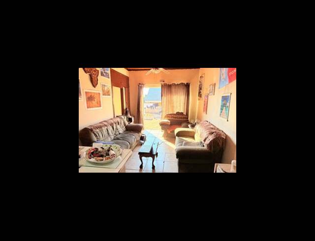 4 BEDROOM HOUSE FOR SALE IN NORKEM PARK